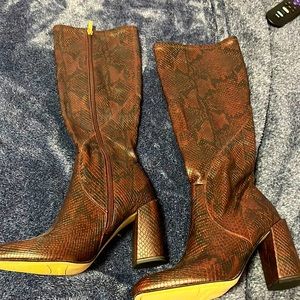 Amazing Never Worn before Franco Sarto Boots